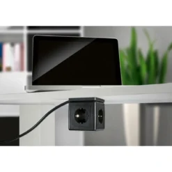 TRONIC® Steckdosenwürfel mit USB-Anschlüssen, schwarz - B-Ware neuwertig